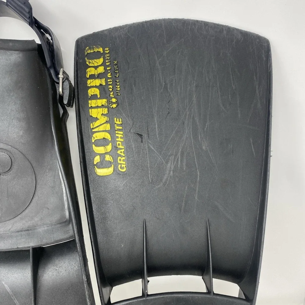 US Divers Compro Aqua Lung Pro Line Extra Small Size 5-7 Dive Fins Made in Italy
